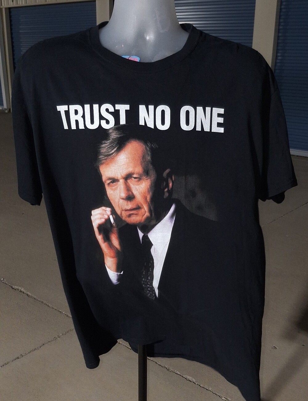 NWOT The X-Files Smoking Man Trust No One T Shirt Size XL